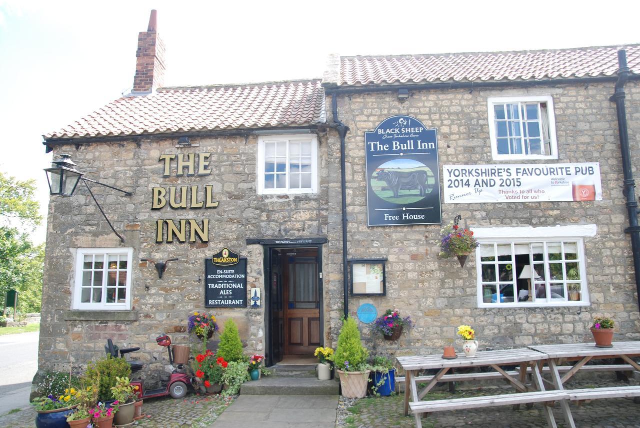 The Bull Inn West Tanfield Kaštela Exterior foto