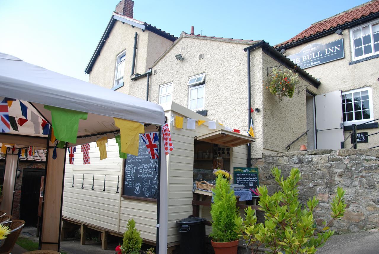 The Bull Inn West Tanfield Kaštela Exterior foto